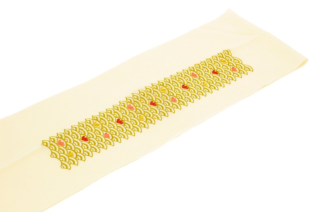 SOUBIEN（創美苑） 半襟 刺繍 振袖 半衿 成人式 白 アイボリー 黄緑 赤