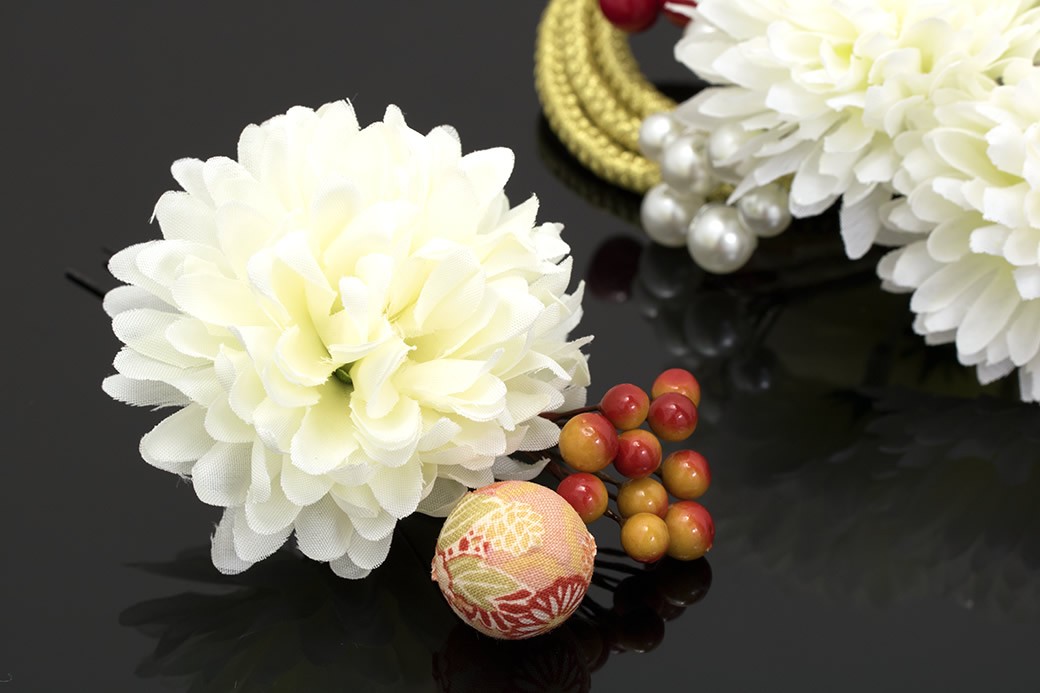 SOUBIEN 髪飾り 2点セット 白 オフホワイト ピンポンマム 菊 花
