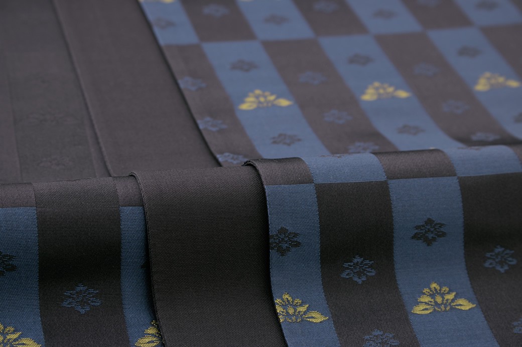 【未仕立て】袋帯 長谷川 遊志庵 濃紫 ダークパープル 濃青色 ネイビー 市松 花文 正絹 京都西陣織 六通柄 カジュアル 日本製 未仕立て】袋帯 長谷川 遊志庵 濃紫 ダークパープル 濃青色 ネイビー