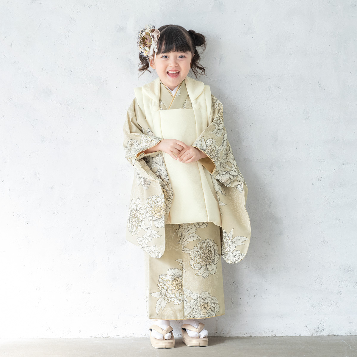 七五三 子供用 和装セット クリーム ベージュ SOUBIEN（創美苑） レンタル 七五三 女の子 3歳 着物 被布 フルセット