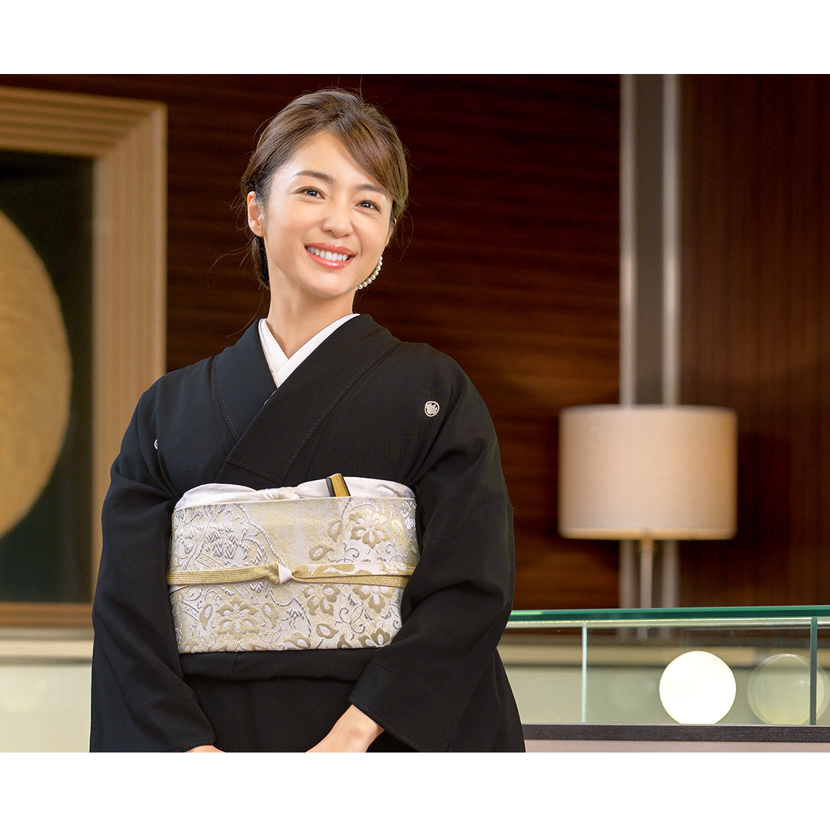 結婚式などに　黒留袖　五つ紋　五三桐　正絹　扇子　4点セット SOUBIEN（創美苑） 黒留袖 レンタル 結婚式 着物 フルセット 正絹 黒