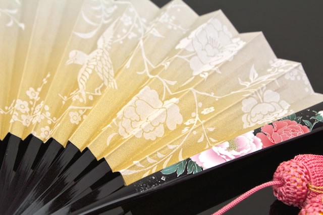 SOUBIEN 扇子 黒 金銀 グラデーション 牡丹 ぼたん 花