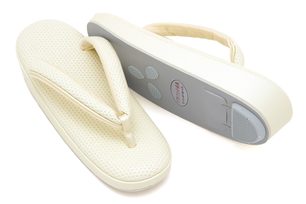 SOUBIEN（創美苑） 草履 女性 レディース 白 オフホワイト 無地