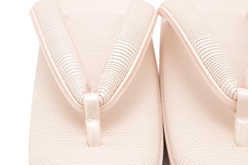 SOUBIEN（創美苑） 草履 女性 レディース 桜色 ピンク 無地 シコロ織