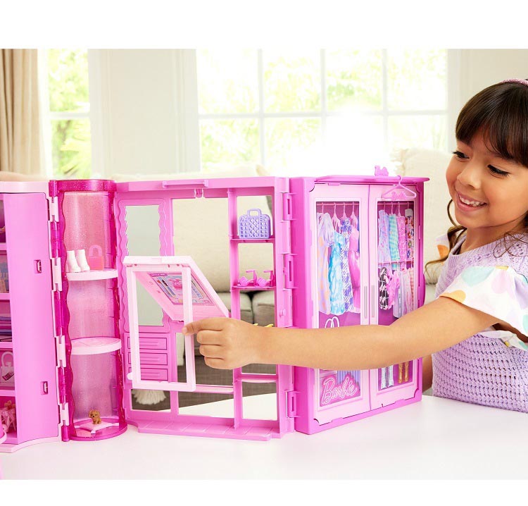 バービー おしゃれなピンクのドリームクローゼット ドール別売 HXD59