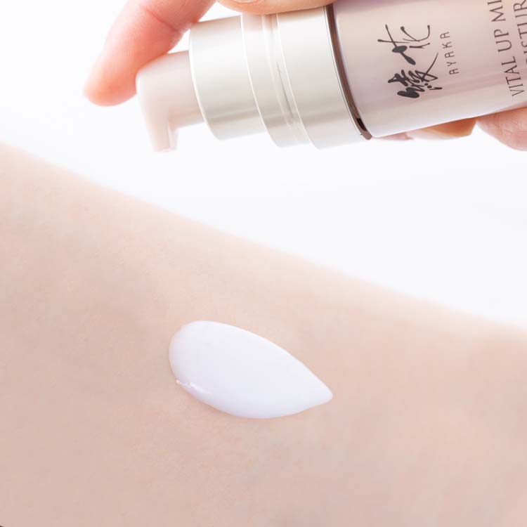 モイスチャーミルク　80ml ② ２本　かれん 綾花 バイタル アップ ミルク フレッシュ 詰替用 ( 100ml )/ : 爽快