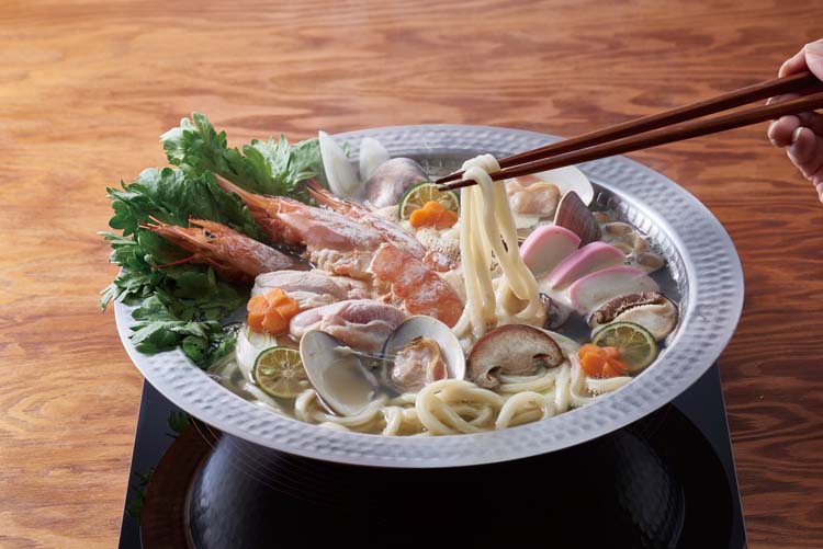 ハリオ フタがガラスのIH対応ステンレス鍋26雪平 MIS-26 ( 1個