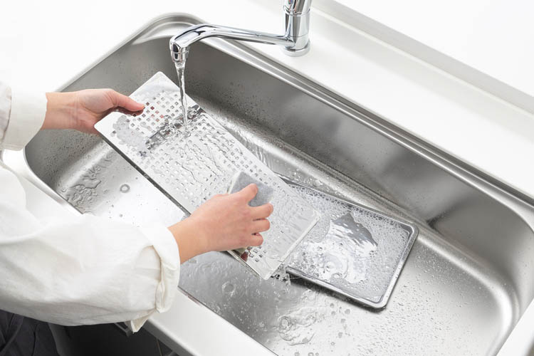 ヨシカワ サッ！ と置くだけ水切りトレー 幅18cm 奥行38cm 日本製