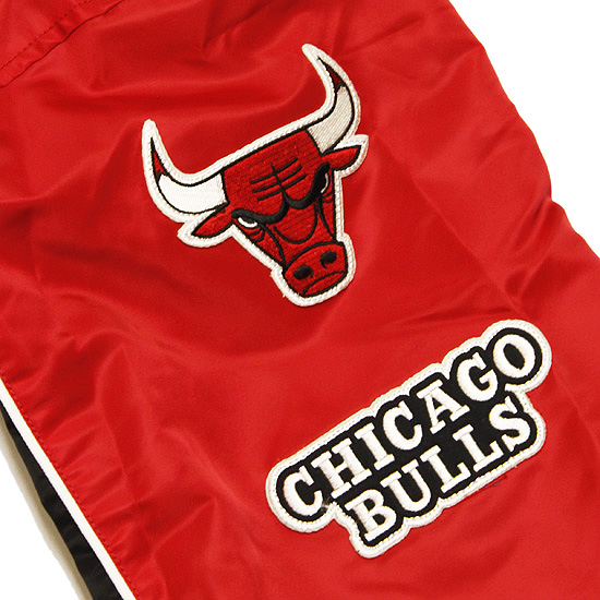 NBA☆CHICAGO BULLS スタジャン センター 袖ロゴ L ネイビー JH Design TEAM LOGO NBA MLB NFL 303CLG チームロゴ 総柄