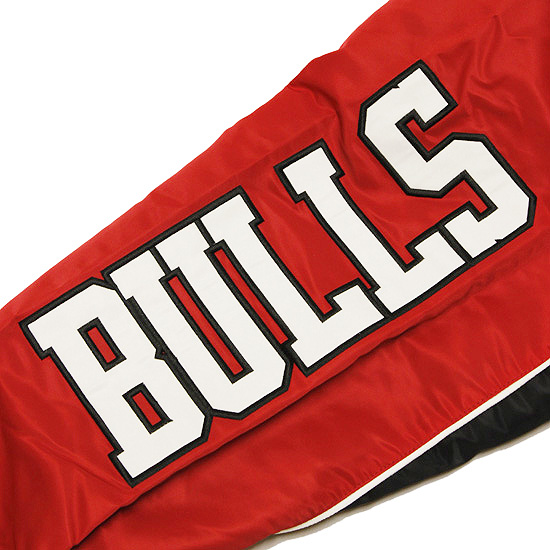 NBA Chicago Bulls ナイロン スタジャン ASICS 日本製 NBA マイケル・ジョーダン シカゴ・ブルズ スタジャン サイン