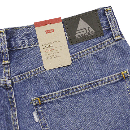 Levi's（リーバイス） シルバータブ ルーズフィット デニムパンツ