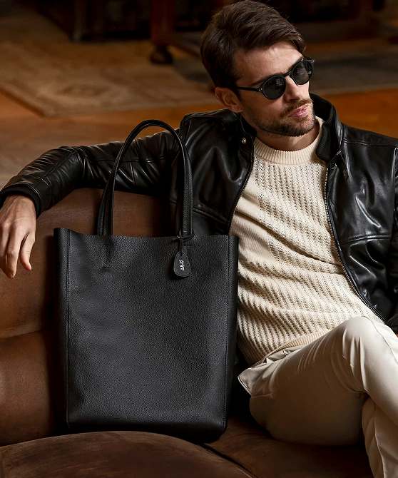 AKM Contemporary（エイケイエムコンテンポラリー） バーティカル