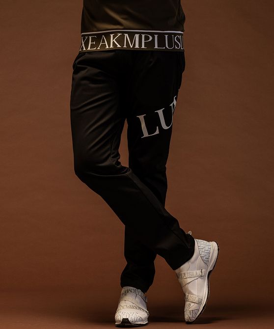 LUXE AKM PLUS リュクスエイケイエムプラス ゴルフ ビッグロゴ防風