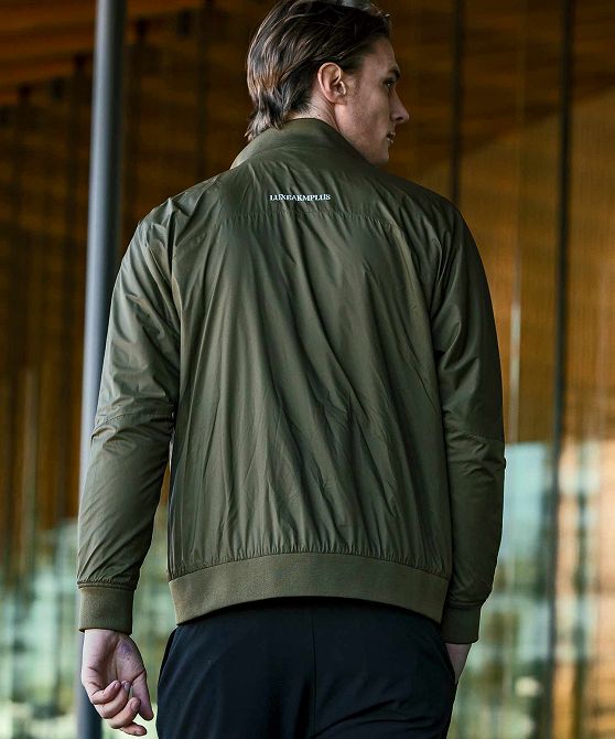 LUXE AKM PLUS リュクスエイケイエムプラス ゴルフ 軽量フルジップ