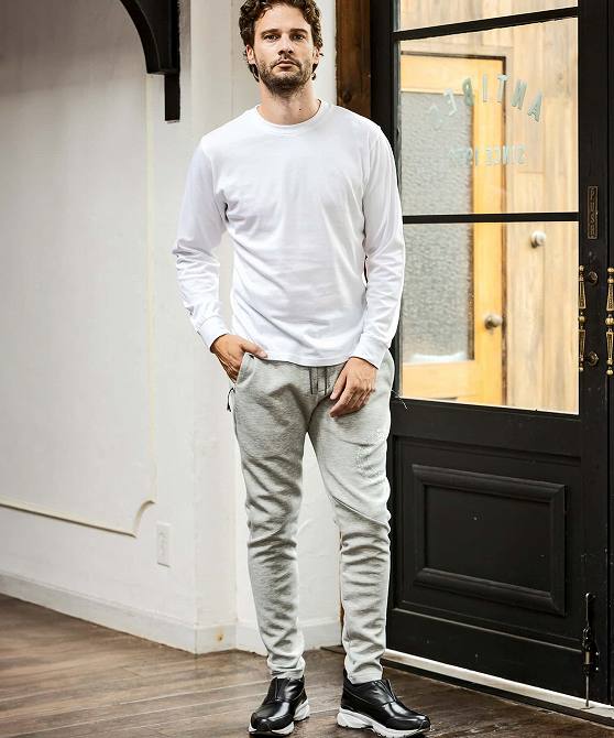 1PIU1UGUALE3 RELAX ウノピゥウノウグァーレトレ リラックス ライン