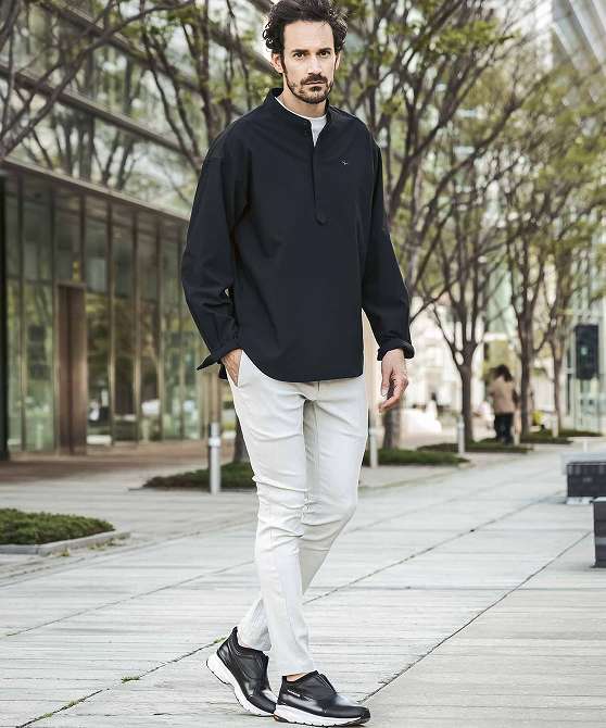 1PIU1UGUALE3 RELAX ウノピゥウノウグァーレトレ リラックス