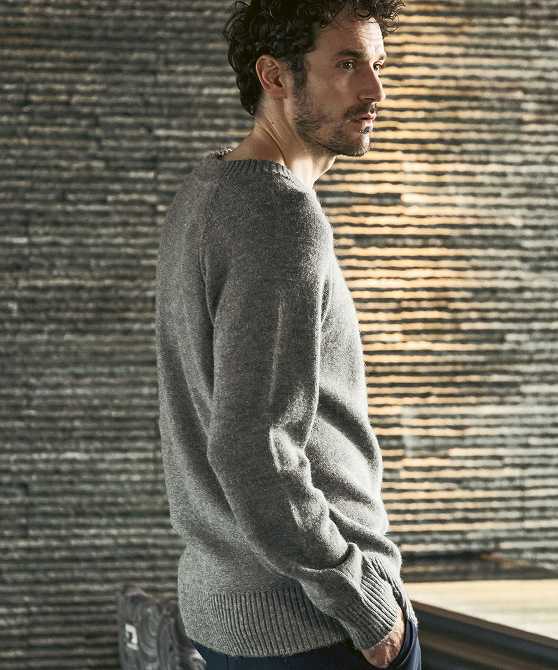 AKM フィッシャーマンズ　クルーネックニット グレー1piu1uguale3 1PIU1UGUALE3 RELAX ウノピゥウノウグァーレトレ リラックス クルー