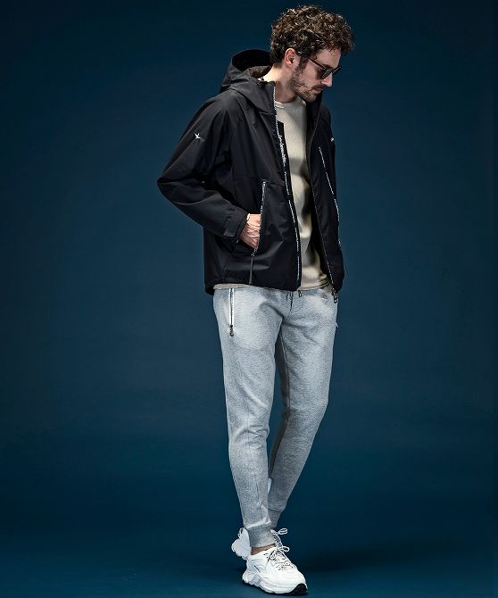 【未使用品】1PIU1UGUALE3 ダウンマウンテンパーカー 定価8.8万 ウノ ピゥ ウノ ウグァーレ トレ リラックス 1PIU1UGUALE3 RELAX × +