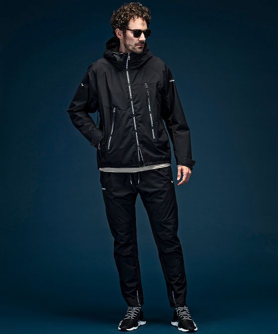 1piu1uguale3 マウンテンパーカー　ブルゾン　ブラック　Ⅵ フルジップ MENS】GTX MOUNTAIN PARKA マウンテンパーカー / WINDSTOPPER(R