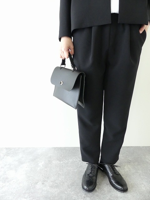 トラバイユマニュアル ダブルクロス タックストレートパンツ 黒 M 楽天市場】TRAVAIL MANUEL トラバイユマニュアル ダブルクロス 1