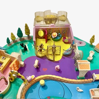 ポーリーポケット アメトイ お家10個付属品9個セット おもちゃやSPIRAL】永遠の人気！！！☆POLLY POCKET☆のご紹介