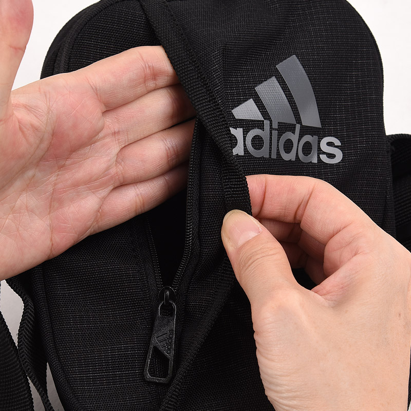 未使用品　アディダス　ショルダーバッグ　OPS3.0  黒 大特価】adidas Fest 3.0 Black クロスボディ バッグ (adidas