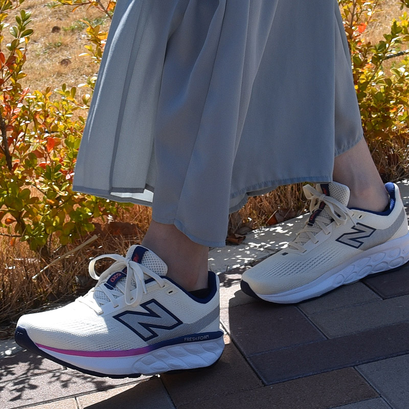 New Balance（ニューバランス） スニーカー レディース スポーツ