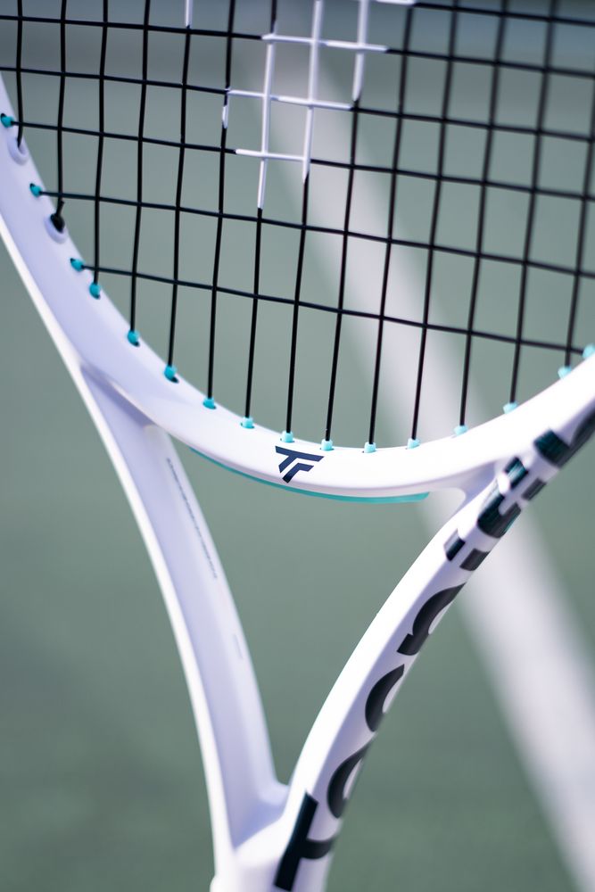 Tecnifibre（テクニファイバー） 「ガット張り上げ済み」テクニ