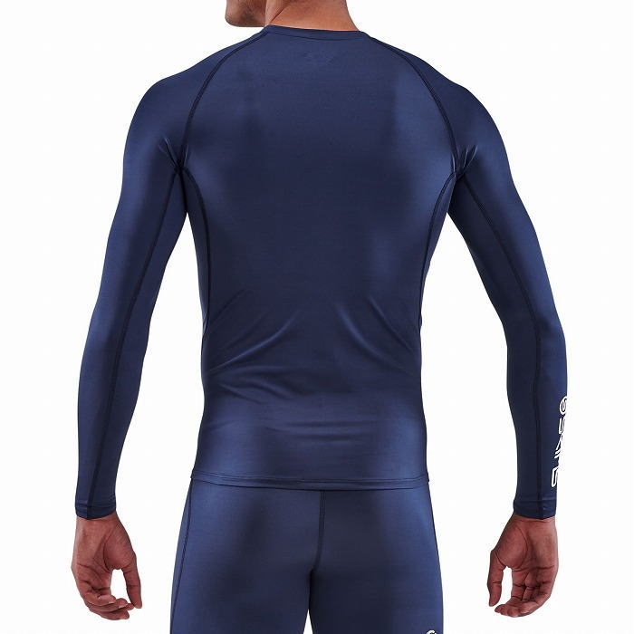 スキンズSKINSコンプレッションTシャツ　長袖トップスシャツ　メンズXS SKINS（スキンズ） インナー メンズ コンプレッション パワーインナー