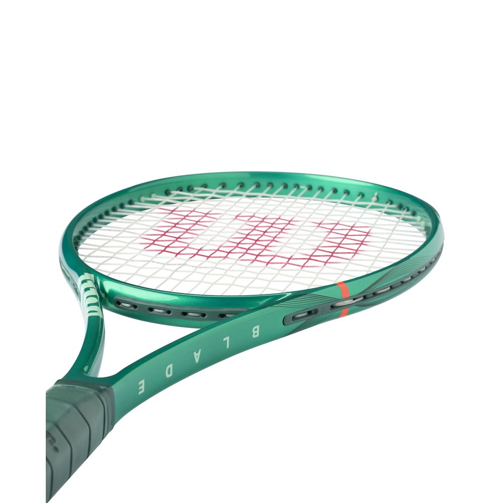 BLADE 98S v10 G2 ほぼ未使用美品　ガット張りたて　お買い得価格 Wilson（ウイルソン） 「ガット張り工賃0円対応※条件あり」ウイルソン
