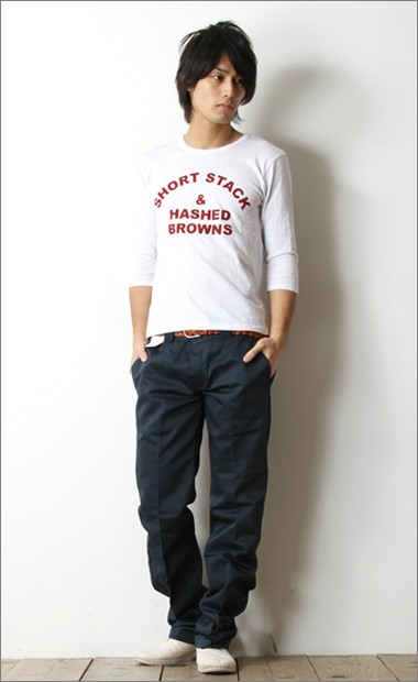 buy12062_model2.jpg