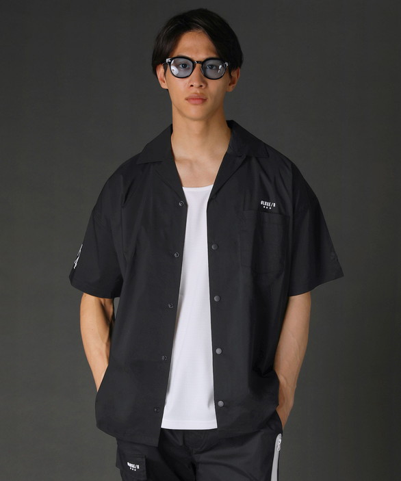 1PIU1UGUALE3 ゴルフウェア ポロシャツ 総柄 シャツ ストレッチ 黒 1PIU1UGUALE3 GOLF 【超美品】ウノピゥウノウグァーレトレゴルフ