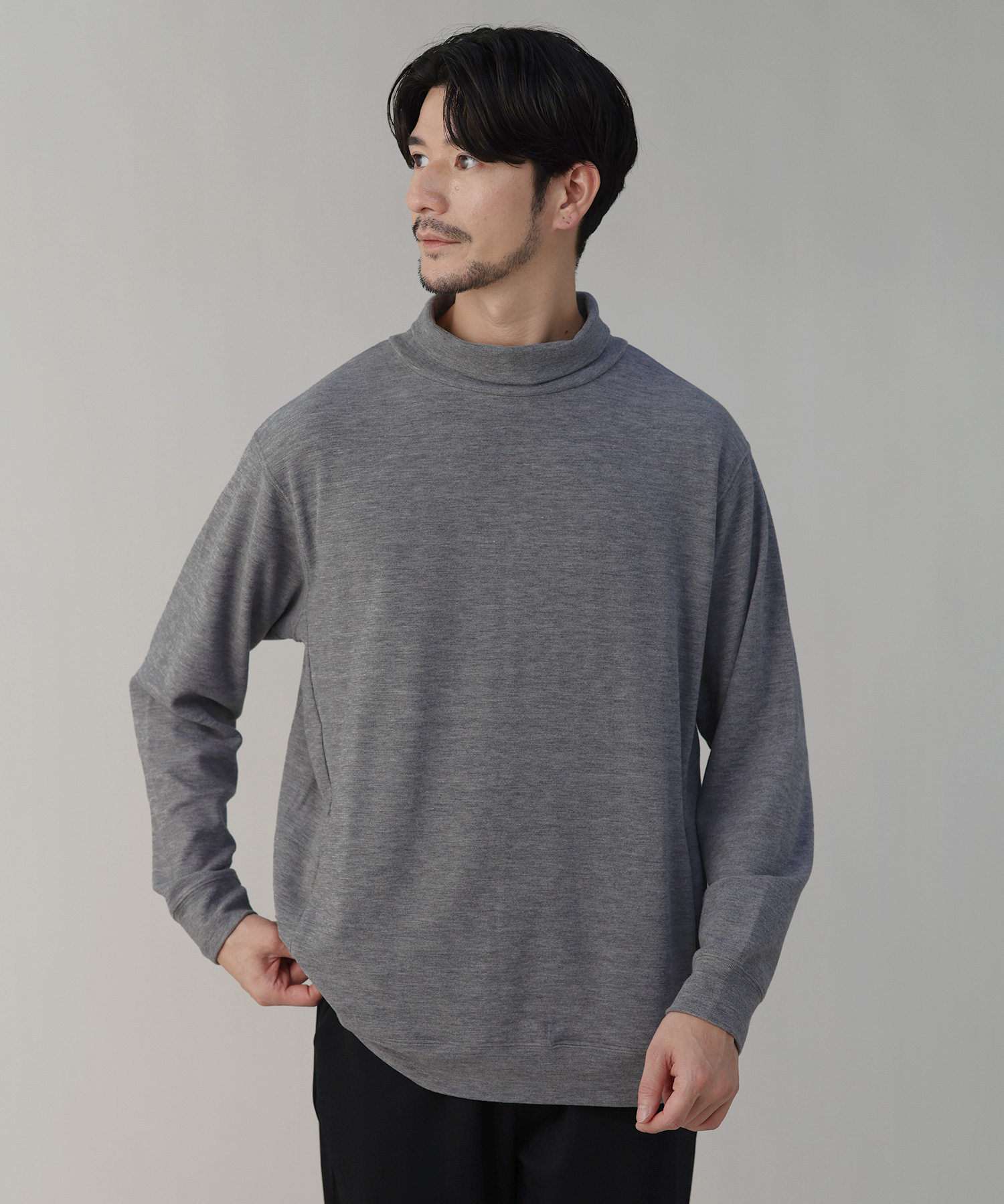 モカシャルレ　ハイネック長袖インナーグレーと黒新品未開封 スウェット カットソー プルオーバー メンズ 秋 冬 春 ハイネック