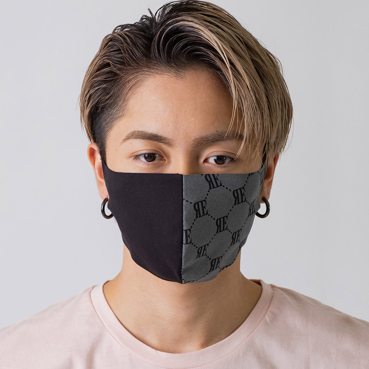 REGIEVOドライタッチマスク(１枚入り) 吸水速乾 長時間使用可 お洒落 バイカラー 無地 柄 |  | 01