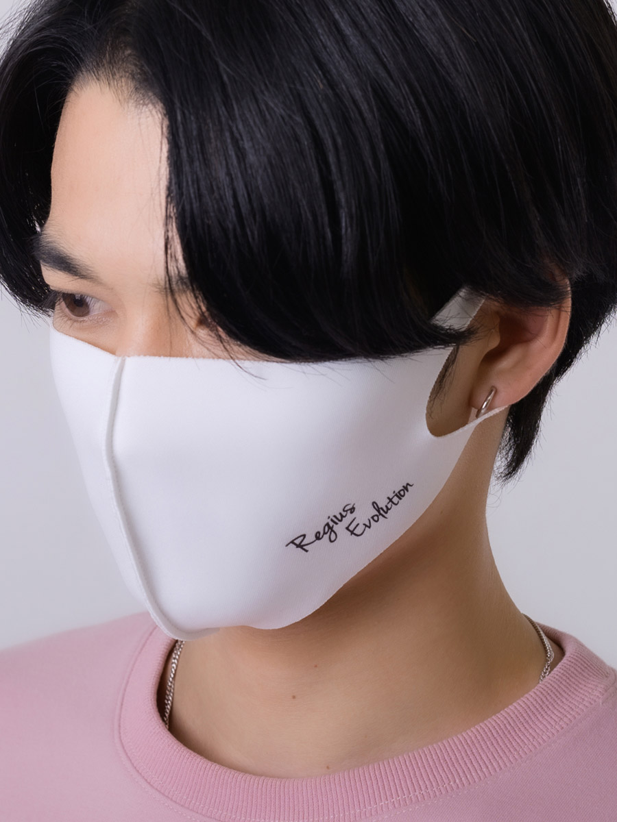 REGIEVOパウダータッチマスク 吸水速乾 長時間使用可 お洒落 無地 ワンポイント ロゴ ブラック ホワイト ベージュ 白 茶 黒 |  | 01