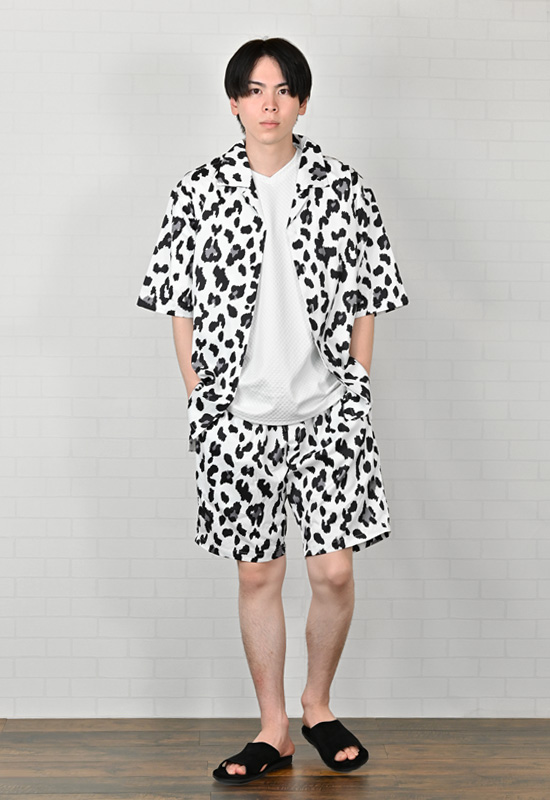 カジュアルシャツ メンズ 半袖 総柄 開襟シャツ セットアップ(別売) 白 黒 ホワイト ブラック グリーン 豹柄 ゼブラ ペイズリー M L XL LL 2L 51235 51237 51239 |  | 18