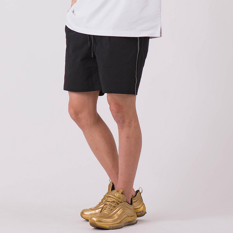 サイドラインショートパンツ ハーフパンツ 半ズボン シンプル メンズ 春 夏 秋 ホワイト ブラック ヒョウ柄 ハーフパンツ M L XL 白 黒 REGIEVO レジエボ | REGIEVO | 02