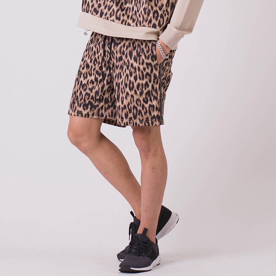 サイドラインショートパンツ ハーフパンツ 半ズボン シンプル メンズ 春 夏 秋 ホワイト ブラック ヒョウ柄 ハーフパンツ M L XL 白 黒 REGIEVO レジエボ | REGIEVO | 03