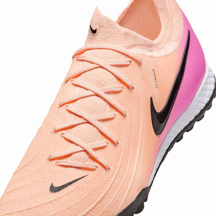 NIKE（ナイキ） ファントム GX 2 PRO TF(クリムゾンティント) FJ2583