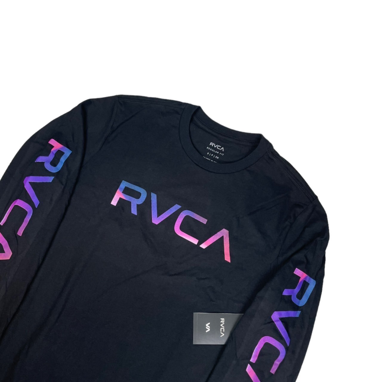 ルーカ RVCA 長袖Tシャツ ロンT ロングスリーブ 袖ロゴ プリント