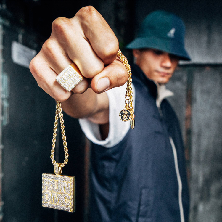 ネックレス キングアイス King Ice RUN DMC ランディーエムシー アクセサリー ペンダント 男性 メンズ CLASSIC LOGO  NECKLACE : kingice-0082 : State - 通販 - Yahoo!ショッピング