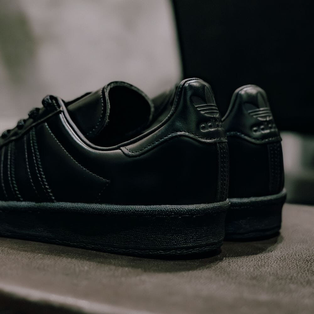 アディダス オリジナルス adidas originals スニーカー CAMPUS 80s キャンパス 80s JR2739 JR2740 メンズ レザー 天然皮革 オールブラック オールホワイト | adidas Originals | 09