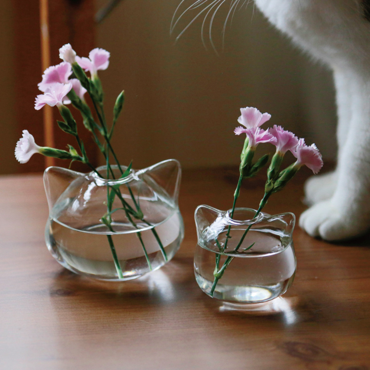 花瓶 ガラス 小さい 敬老の日 プレゼント フラワーベース 一輪挿し ねこ ねこ雑貨 花器 猫グッズ ミニ 可愛い インテリア