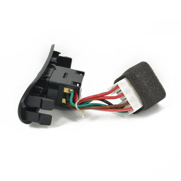 ヒュンダイH-10096-01の電動ウィンドウスイッチ93692-43600の交換