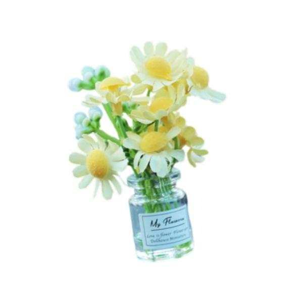 ガラスの花瓶に入ったミニチュアフラワー。かわいいカーアクセサリー。多目的に使える、美しく面白いダッシュ植物装飾。女へのギフトに。