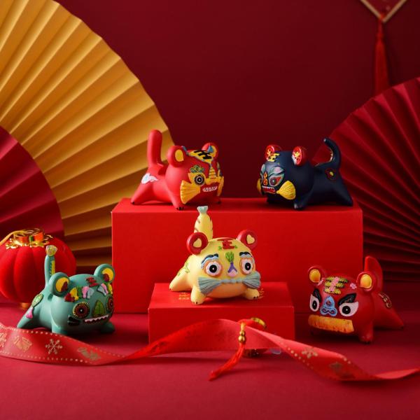 マスコットタイガーオーナメントチャイニーズスタイルニューイヤータイガーアニマルアクションラッキー