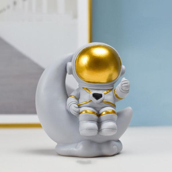 宇宙飛行士の像の彫刻コレクタブルフィギュアホームオフィスデスクトップの装飾月と宇宙飛行士