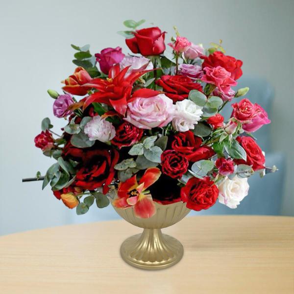 金属製の花瓶の植木鉢の家の装飾フラワーアレンジメントの装飾品ゴールドプランター9x12x10.3cm