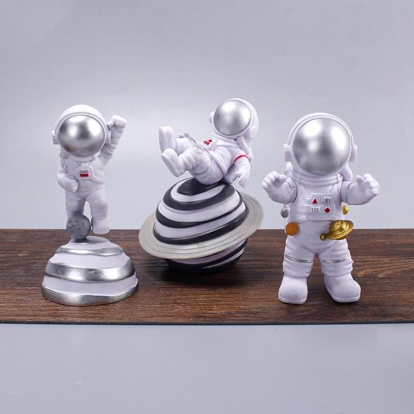 北欧の宇宙飛行士の像の置物工芸品の装飾デスク本棚オフィスホーム