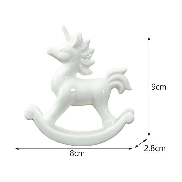 クリエイティブなロッキングホースの置物 収集価値のある装飾 本棚 キャビネット バー ホワイト
